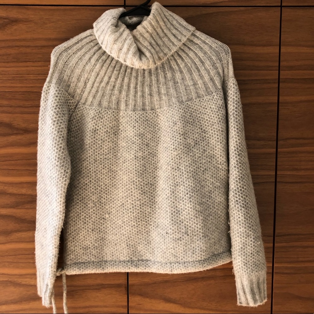 Madewell XS wool turtleneck sweater